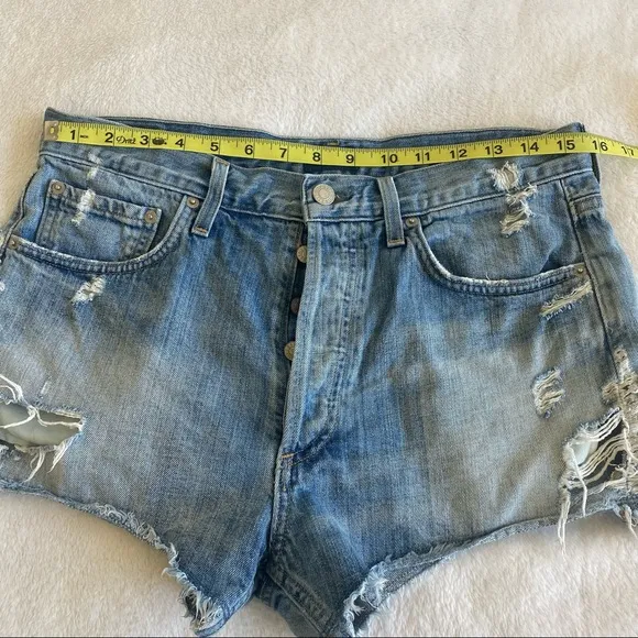 AGOLDE Parker Light Wash Distressed Cutoff Jean Shorts | 26