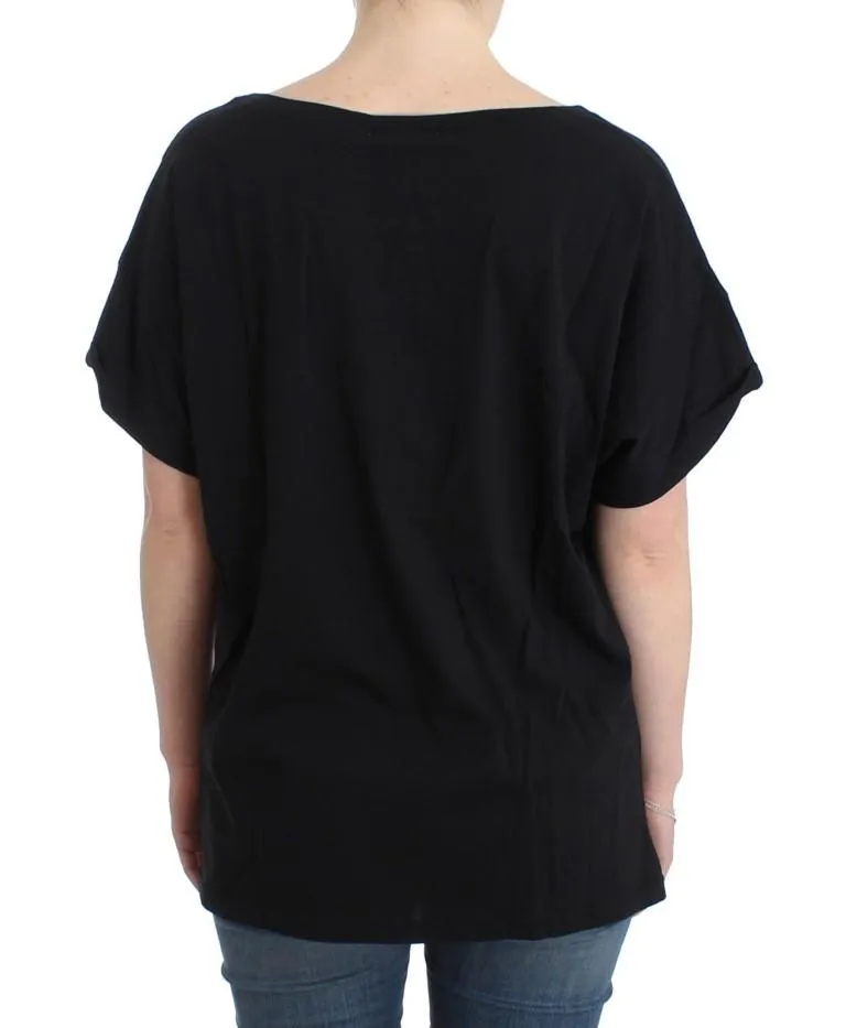 Black branded t-shirt