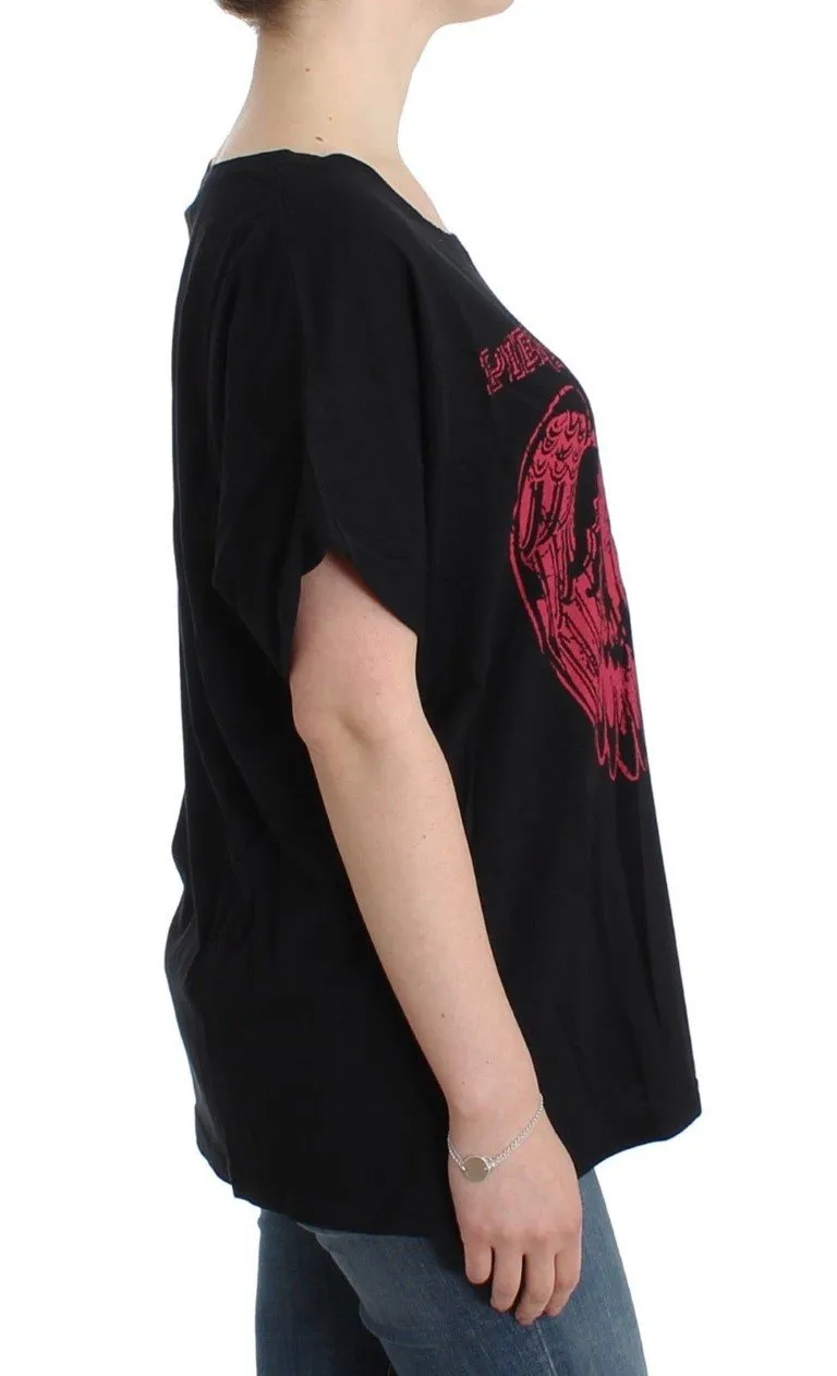 Black branded t-shirt