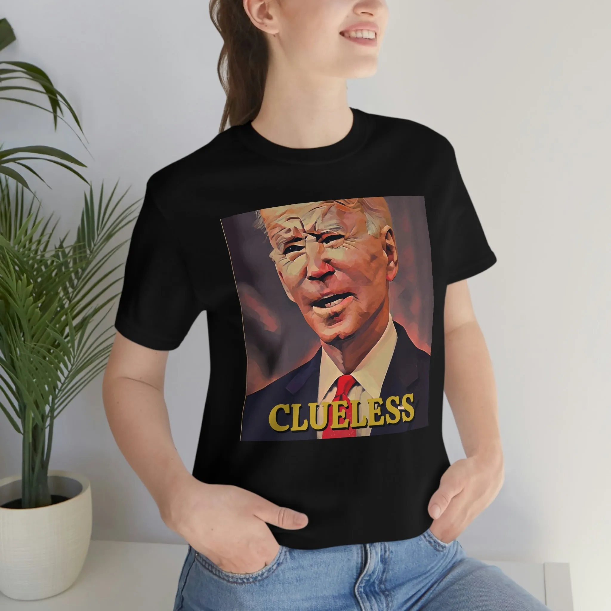 Clueless Short Sleeve Tee
