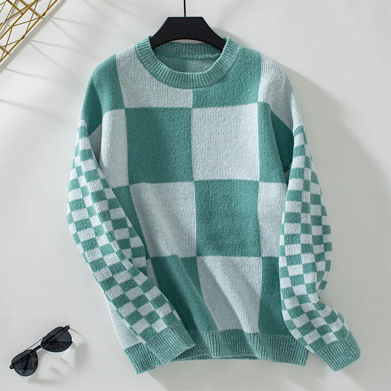 Elegant Women's Sweater with Fashionable Checked Design