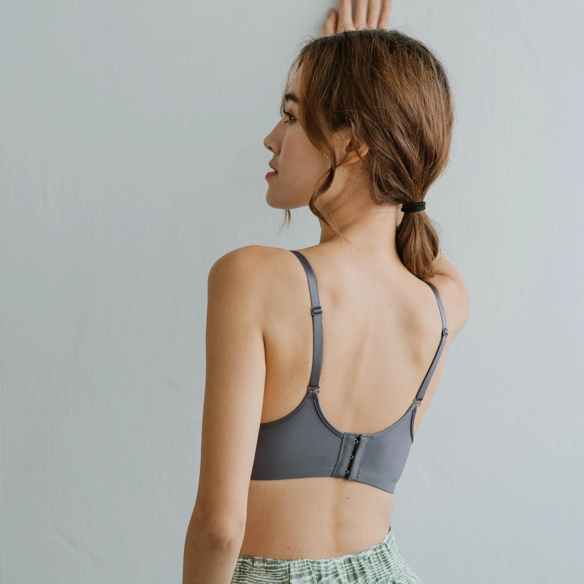 Everyday Carefree Midi Wireless T-Shirt Bra in Dark Grey (Size XL Only)