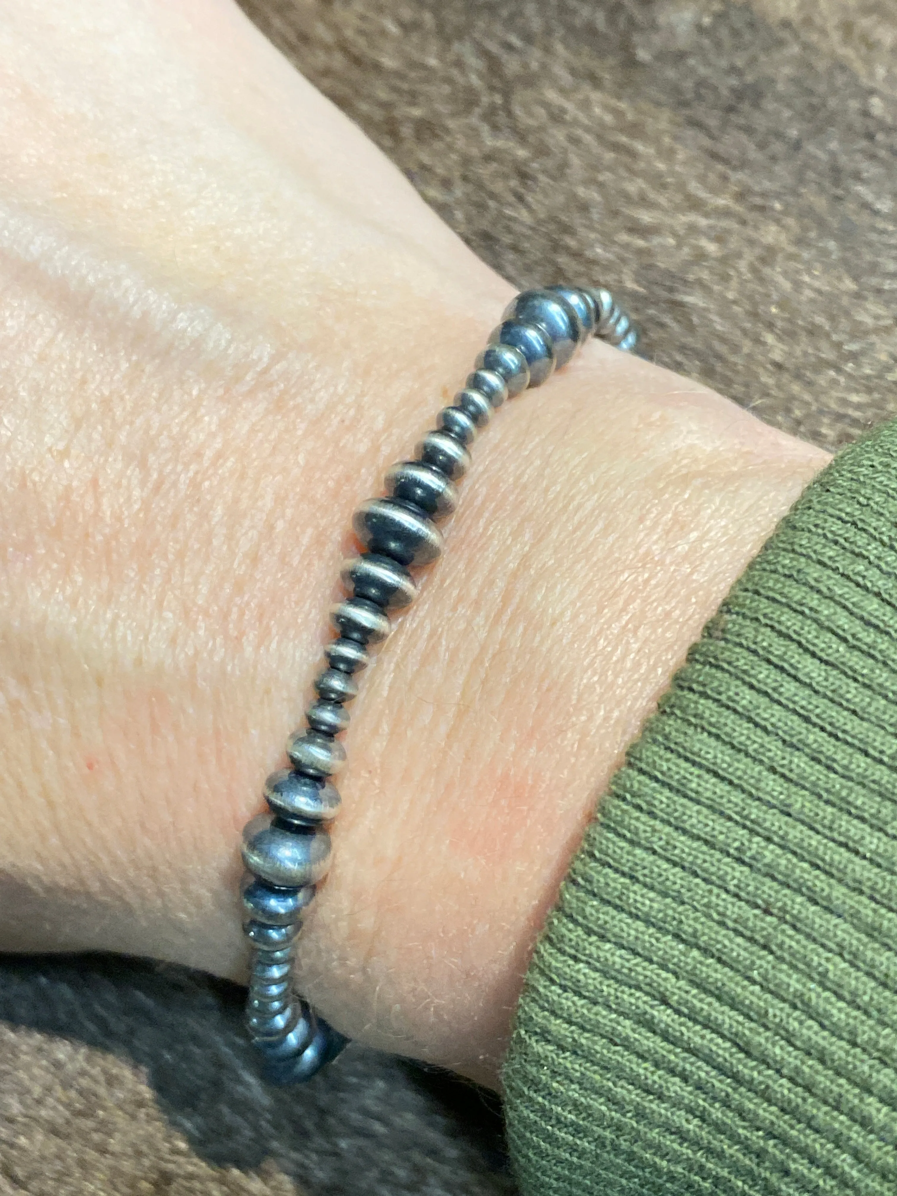 Grand Forks 3mm Varied Navajo Saucer Stretch Bracelet
