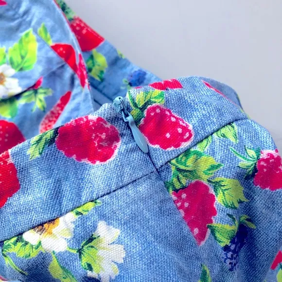 Love Moschino Shorts Women 6 Fruit Strawberry Summer Print 100% Cotton