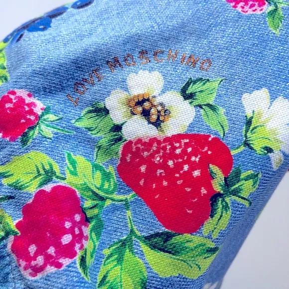 Love Moschino Shorts Women 6 Fruit Strawberry Summer Print 100% Cotton