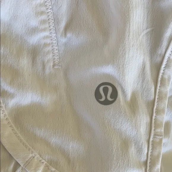 Lululemon Bright White Speed Up 4” Shorts 4
