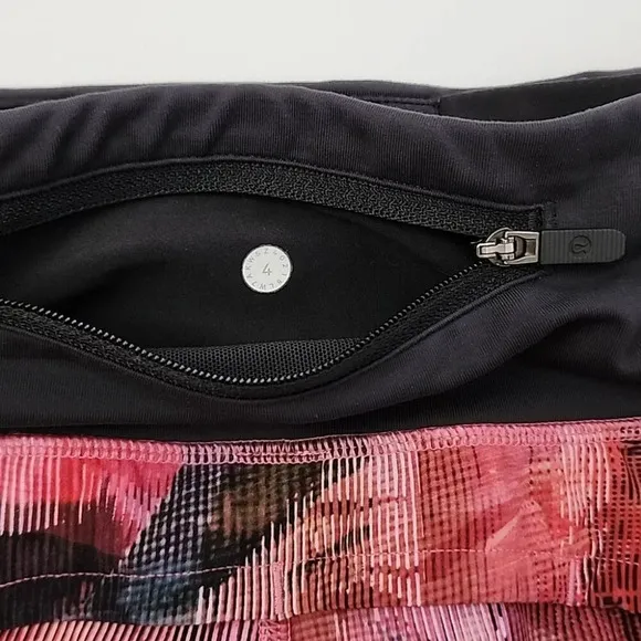 Lululemon Run Times Short II Sun Dazed Multi Pink Super Dark 4&quot; Inseam Size 4