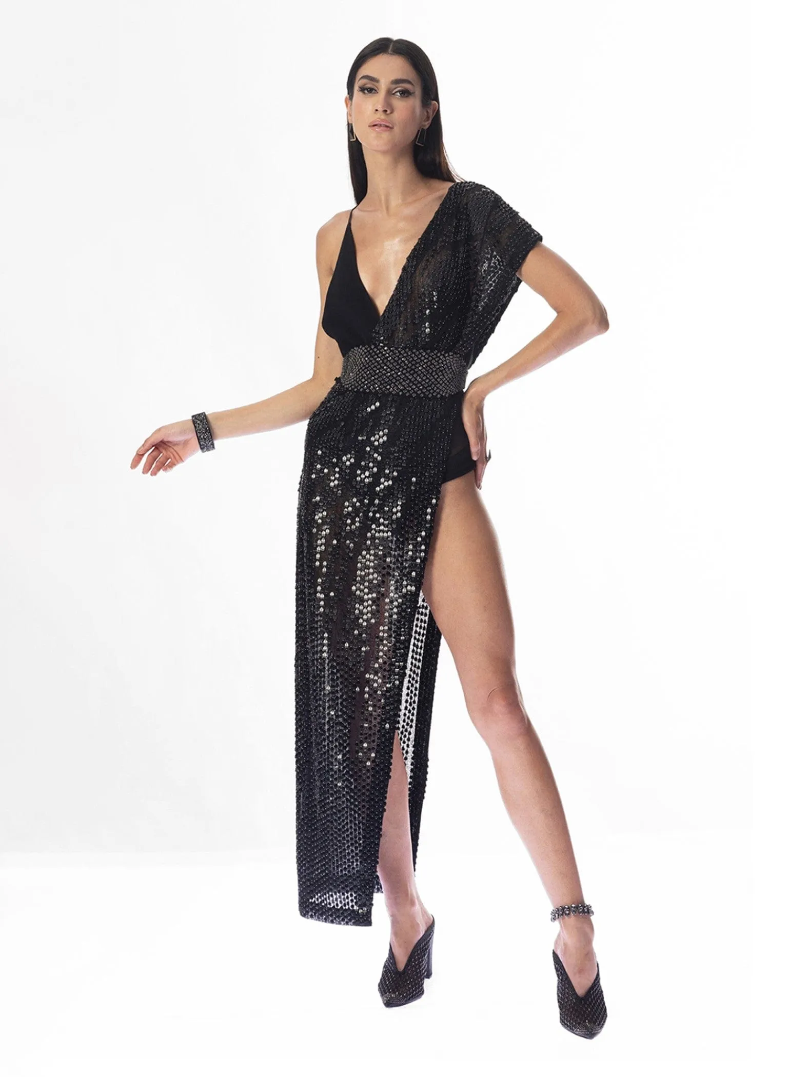 Lyra Black Dress