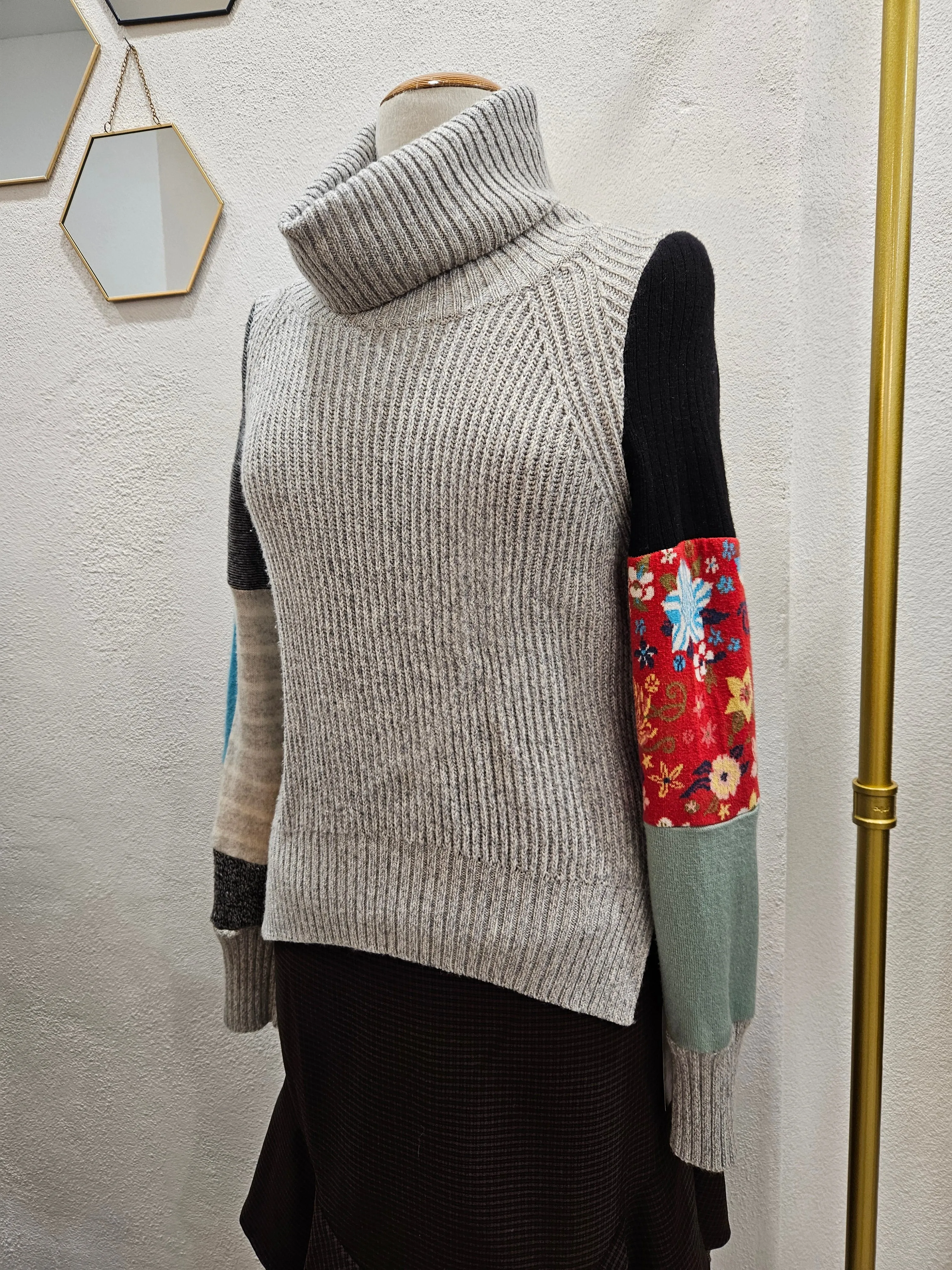 Multicolored Grey Cowl Neck Patchwork Pullover 🩶💛❤️ Medium