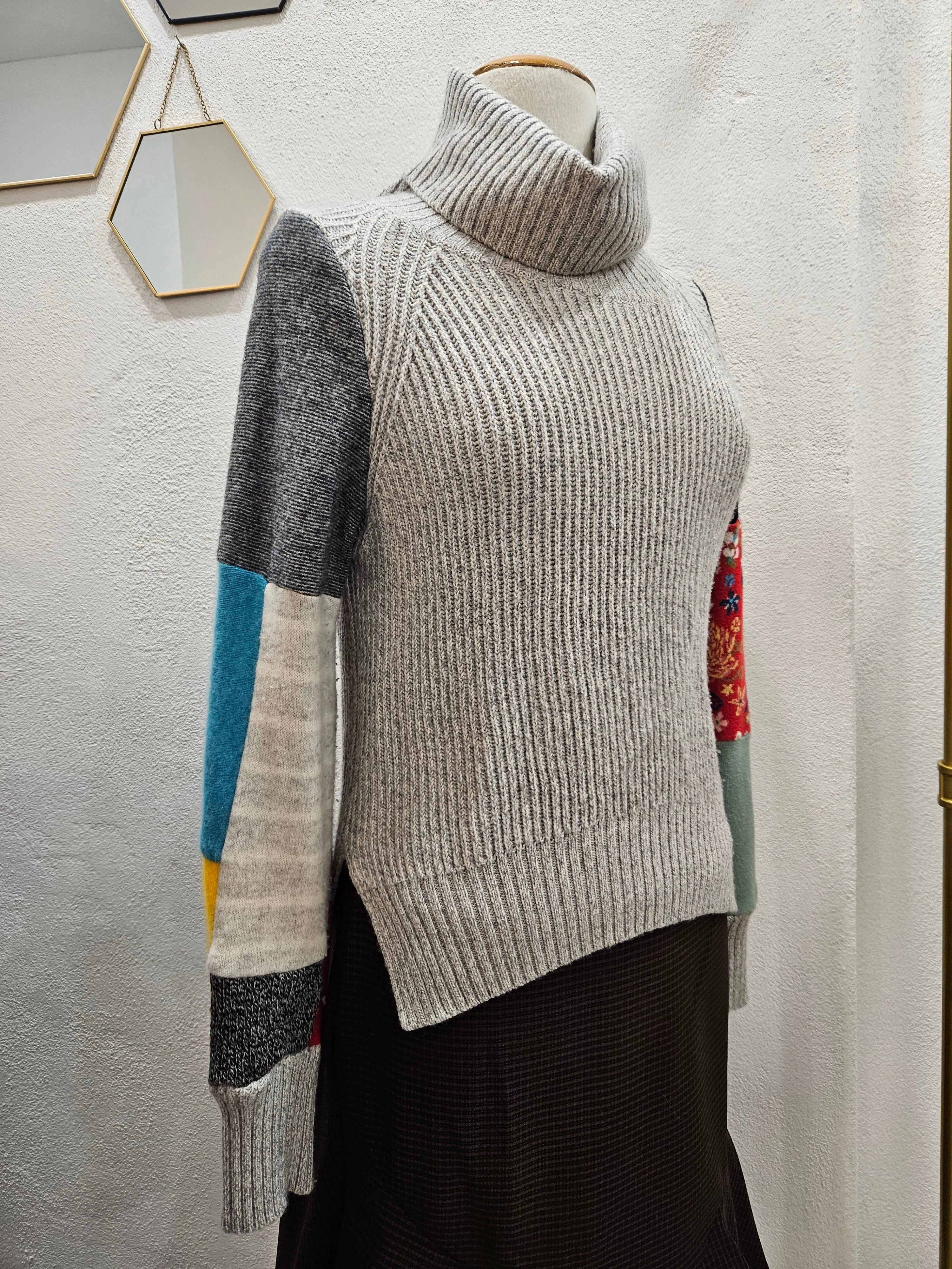 Multicolored Grey Cowl Neck Patchwork Pullover 🩶💛❤️ Medium