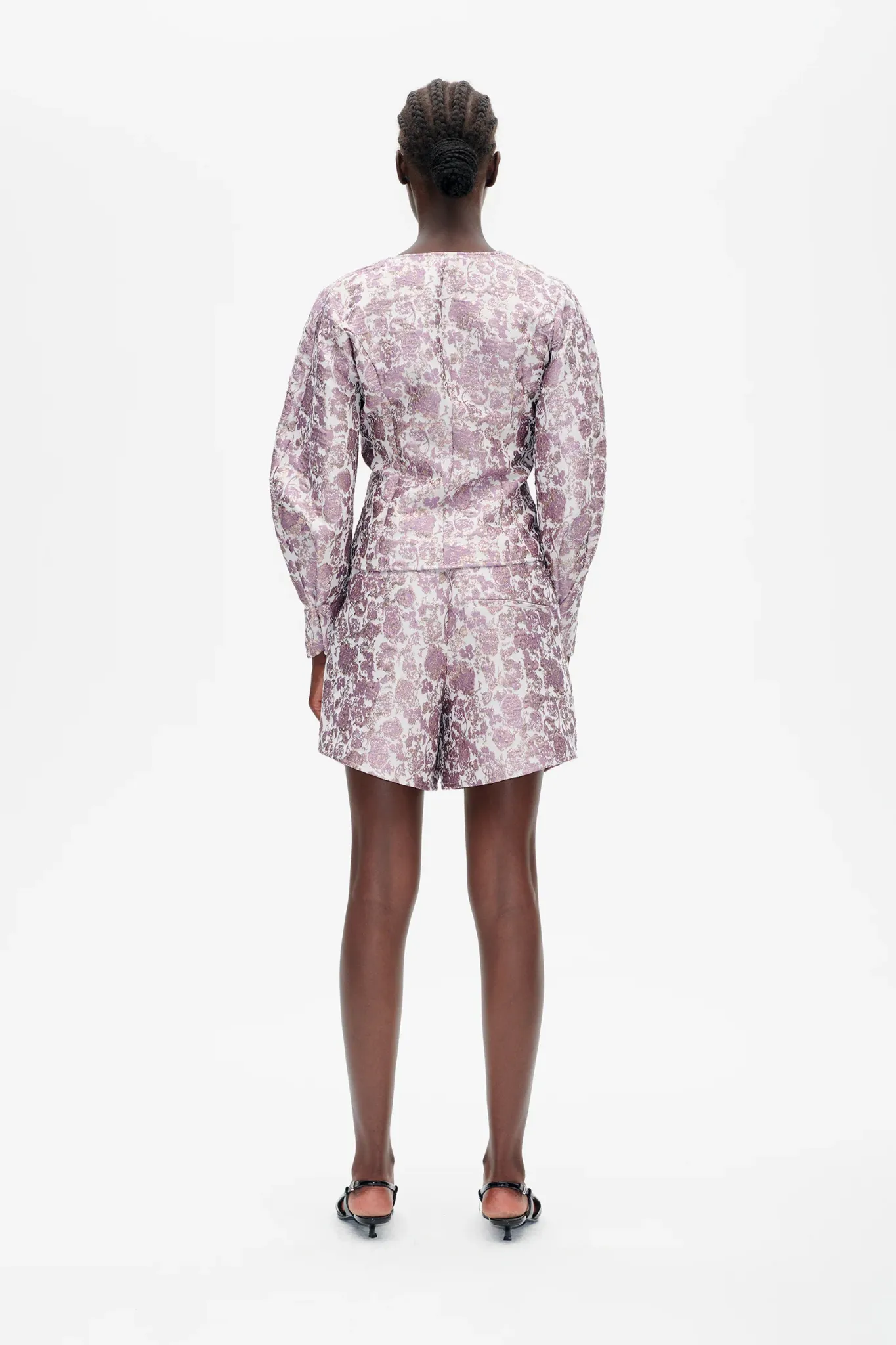 NELA SHORT - GOLDEN PURPLE ROSE