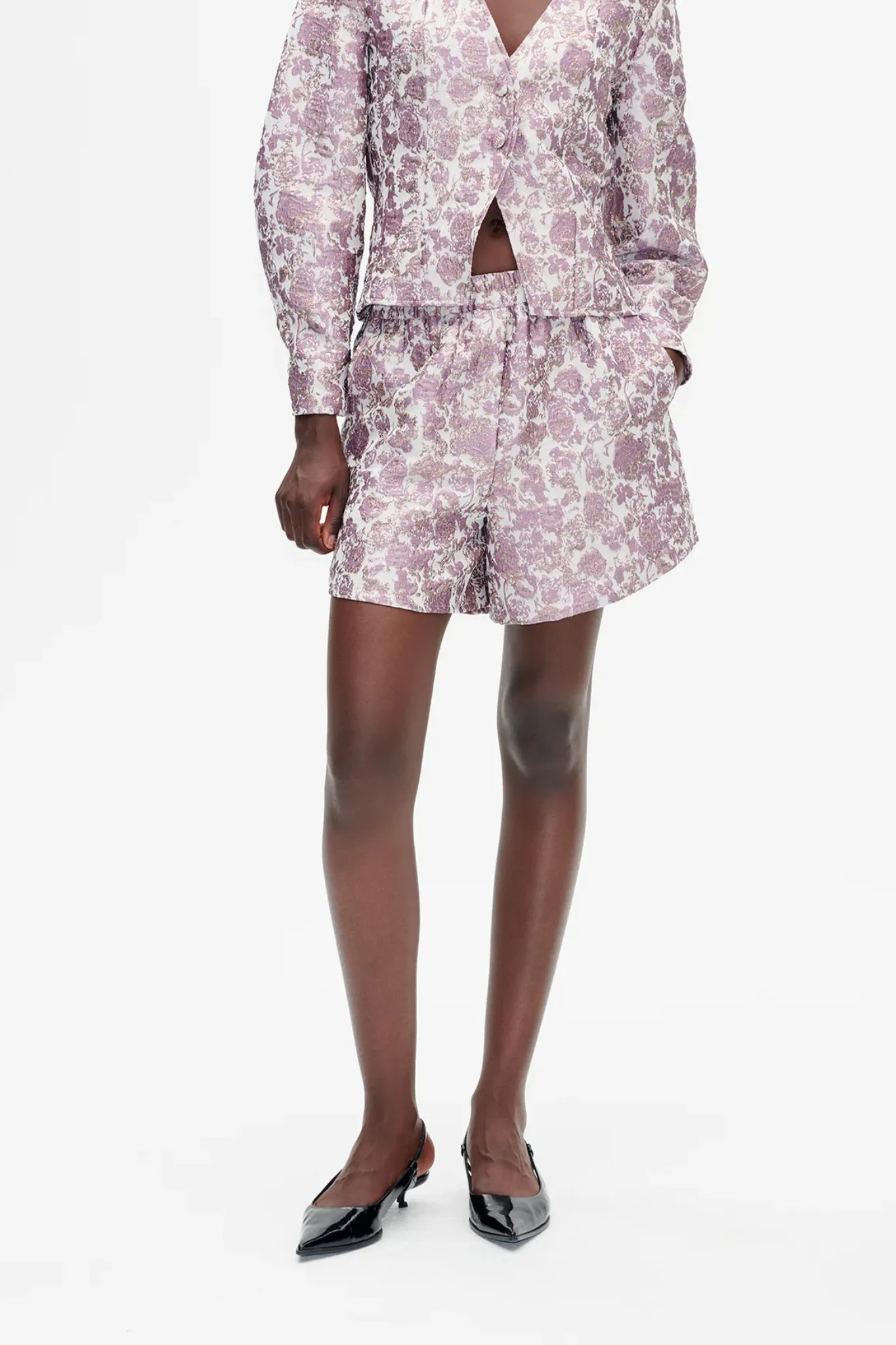 NELA SHORT - GOLDEN PURPLE ROSE