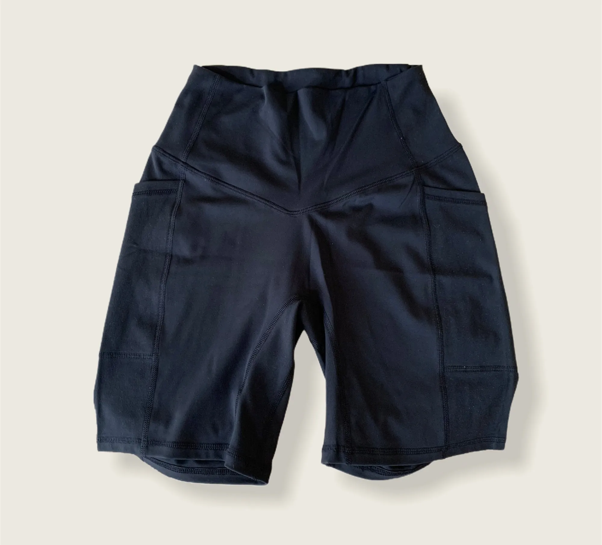 On The Move Biker Shorts 7” - Black