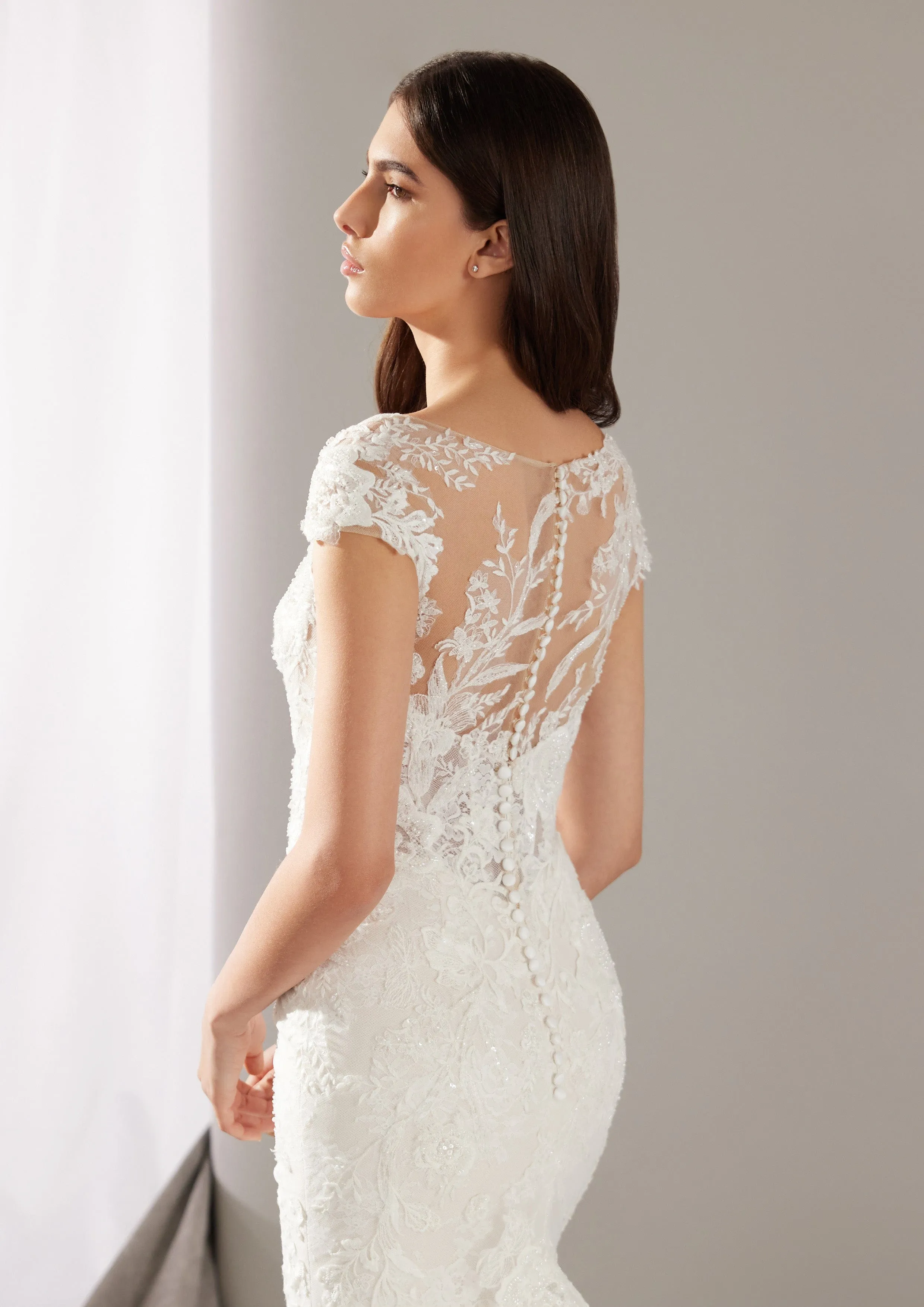 Pronovias: Turan