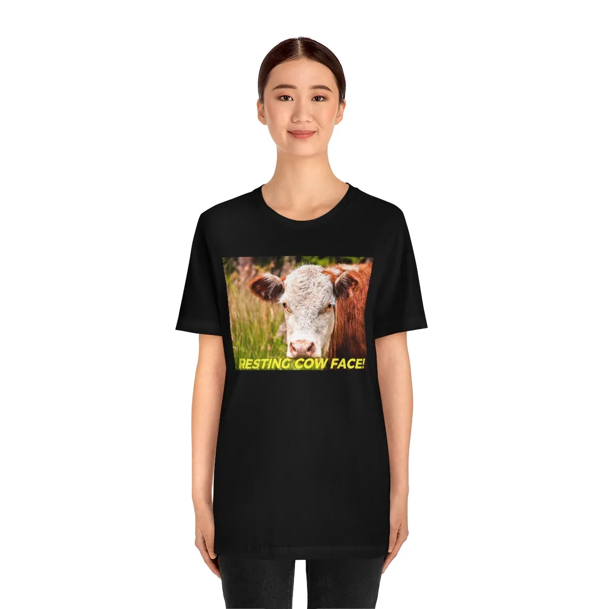 Resting Cow Face Short Sleeve Tee