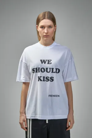 Tee We Should Kiss