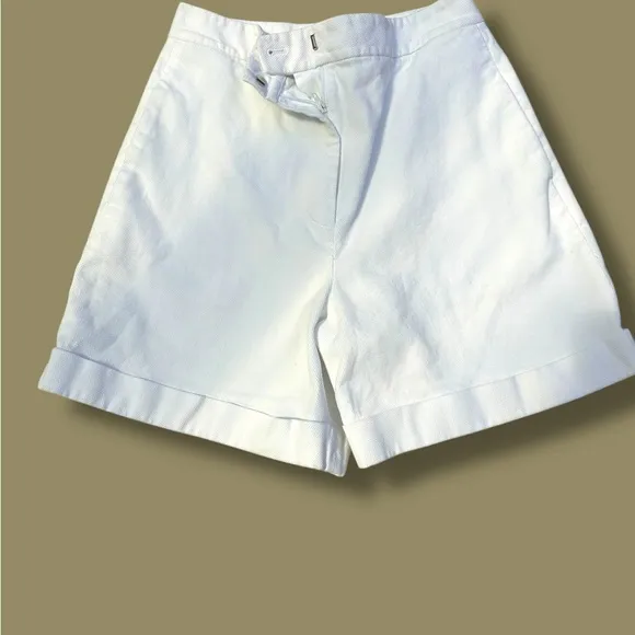 Theory cotton flare out shorts size 2