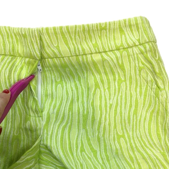 Trina Turk Women's Neon Lime Green Zebra Stripe Shorts Size 0 Pockets NWT  T
