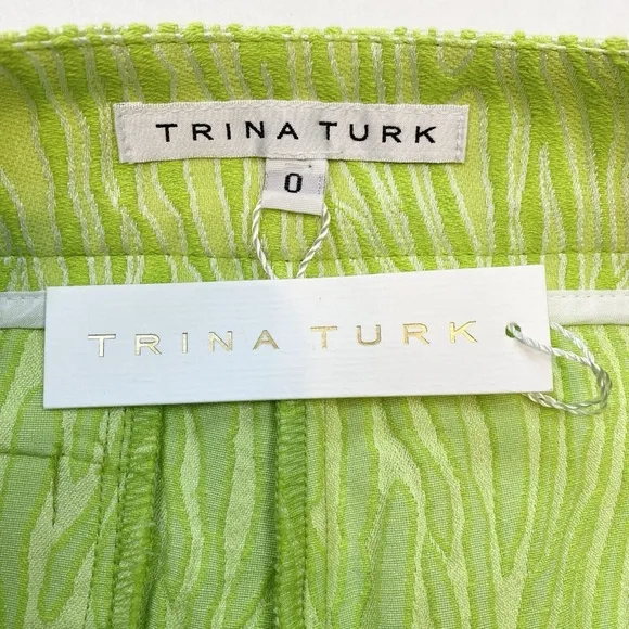 Trina Turk Women's Neon Lime Green Zebra Stripe Shorts Size 0 Pockets NWT  T