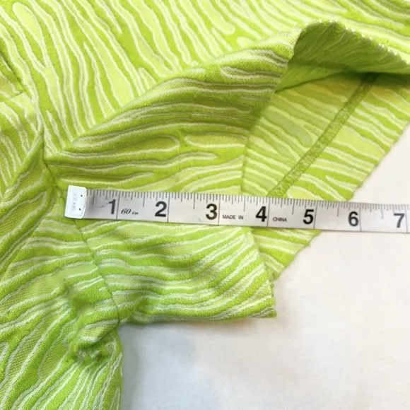 Trina Turk Women's Neon Lime Green Zebra Stripe Shorts Size 0 Pockets NWT  T