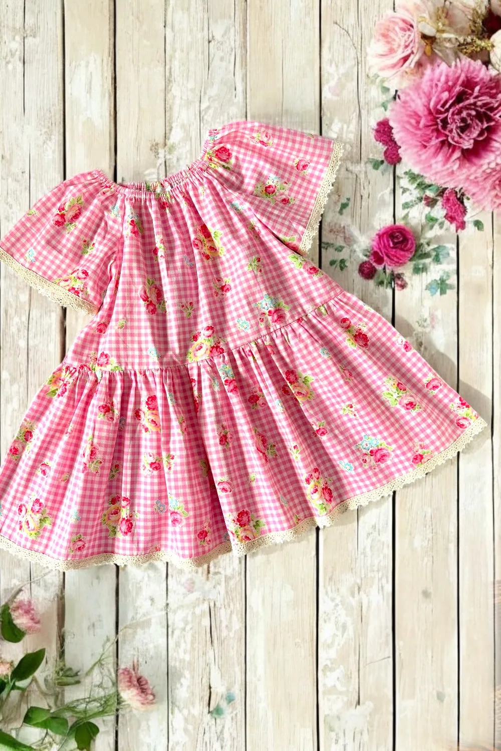 Vintage Seaside Dress
Pink Floral Check
Extremely Rare & OOP Lecien Fabric ~ Sz 4