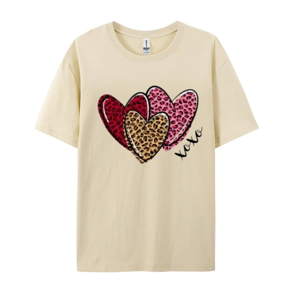 Women Love Leopard Heart Valentine's Day Print  Graphic T-shirt