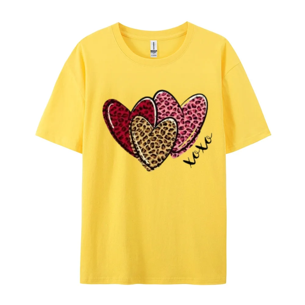 Women Love Leopard Heart Valentine's Day Print  Graphic T-shirt